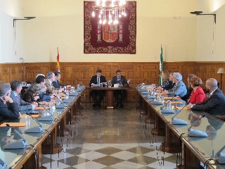 En la reunión se han tratado cuestiones como la recién aprobada reforma de la Ley de Enjuiciamiento Criminal